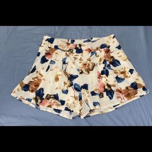 Floral print shorts